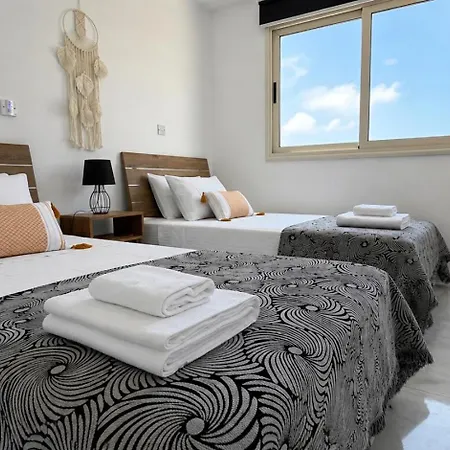 Apartman Modern Newly Renovated Penthouse Beautiful Views